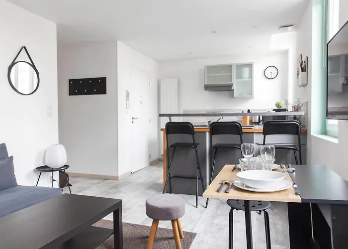 Le Ri-bellot De 1 A 4 Pers - Lit King Size * Cognac